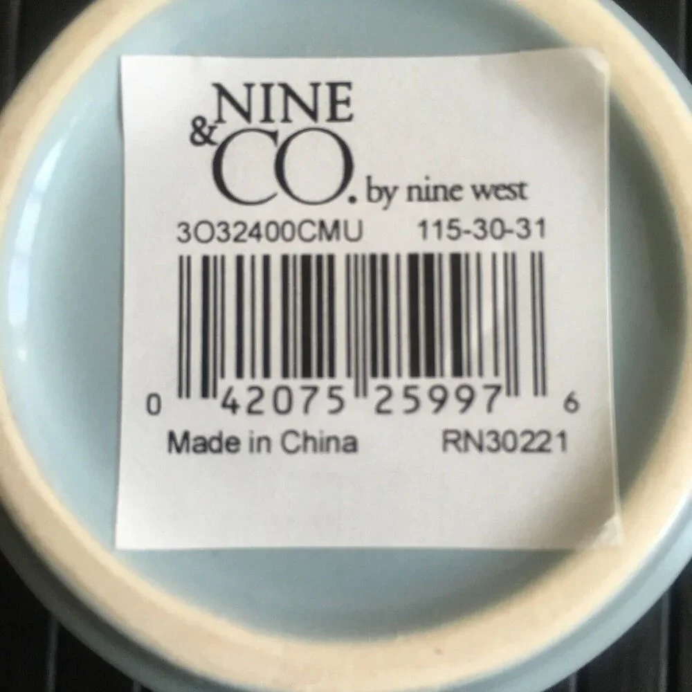 new Nine & Co by Nine West CERAMIC Bathroom Tumbler feat. Navy Blue Botanicals